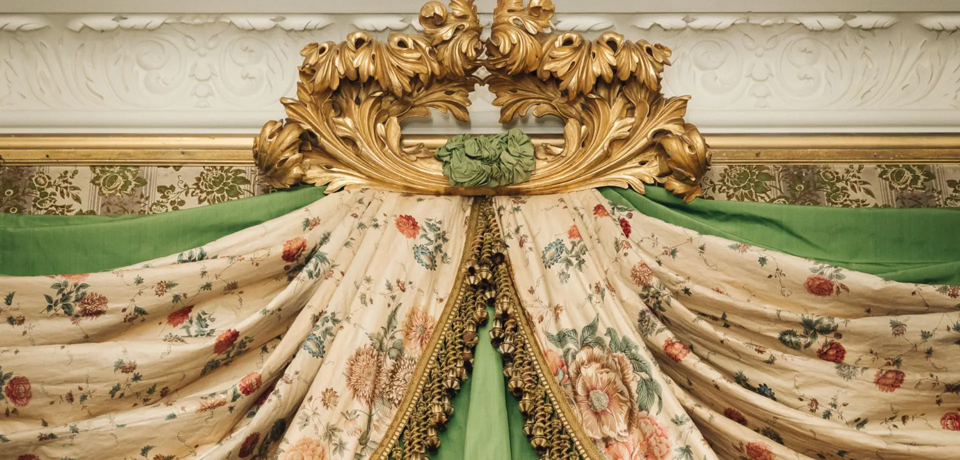 Silk, Satins and Damask: Textiles at Chatsworth